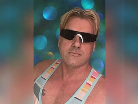 Retour en 1987 dans le style Miami Vice