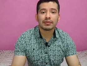 Mi verga de 23cm entrando en los culos de mi padrino y sus hijos colombianos ! Relato sexual