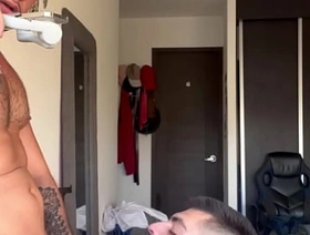 Colombiano y venezolano dándose mamadas blowjob