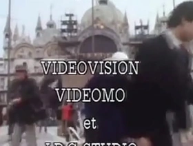 Minuta de Filme Vintage de 1986 com vários modelos e atores sendo alguns deles Frédéric Lemaire , Benjamin Fontenay ,Yannick Baud , Anton Pirus dentre outros ... Minuta da belíssima abertura do filme.