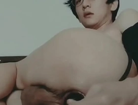 Asian faggot gaped his butthole and prolapse